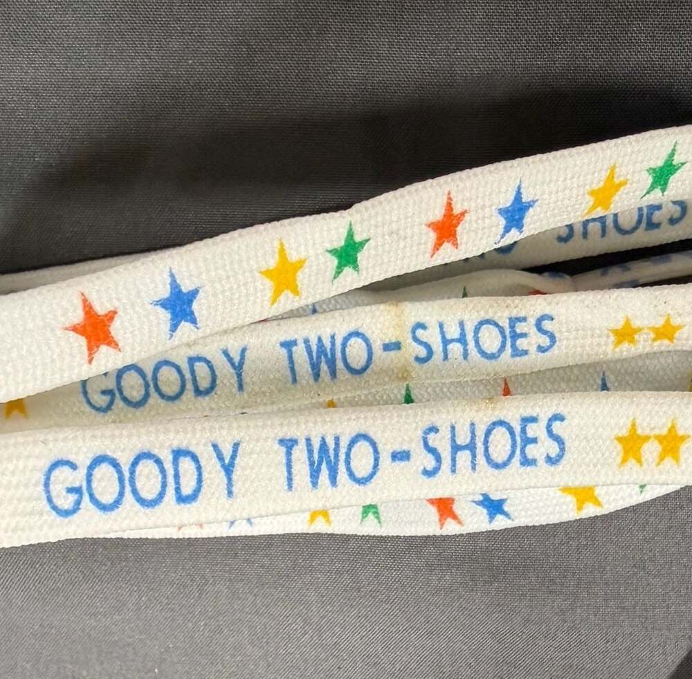 Vintage Goody Two-Shoes Multi-Color Star Print 39-Inch Shoelaces